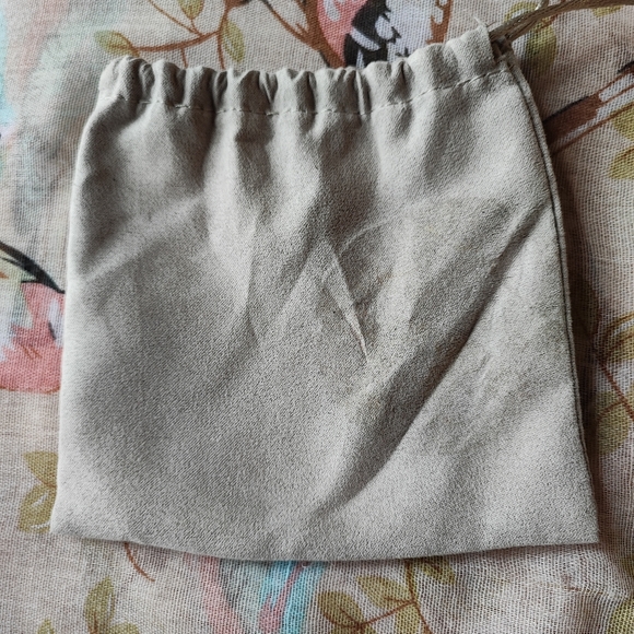 Michael Kors Gold Tone Baguette Bracelet NWT Brand New Designer Gold Tone Bangle - Picture 13 of 13